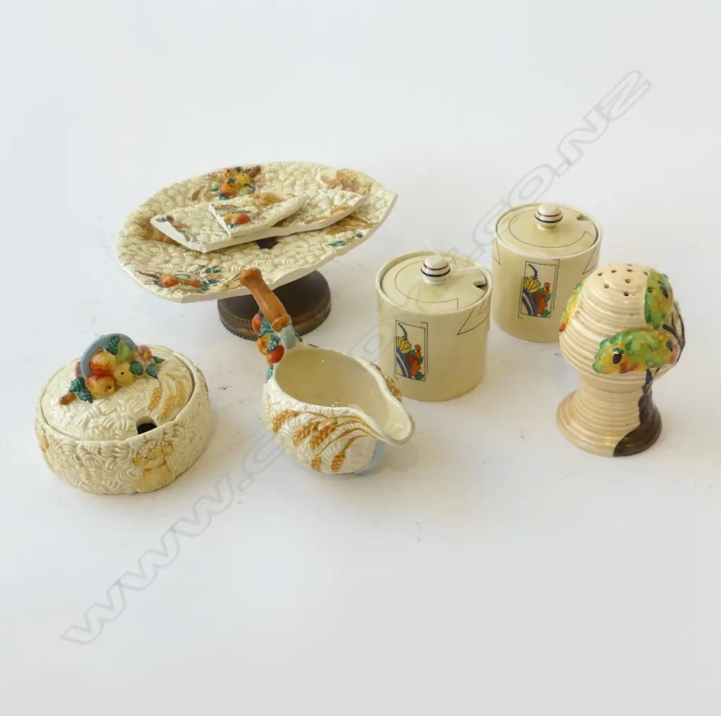5 PCES CLARICE CLIFF POTTERY (CAKE STAND AF) + CARLTON WARE SUGAR SIFTER H.120mm Image 1++