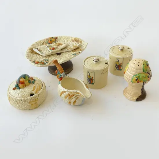 5 PCES CLARICE CLIFF POTTERY (CAKE STAND AF) + CARLTON WARE SUGAR SIFTER H.120mm