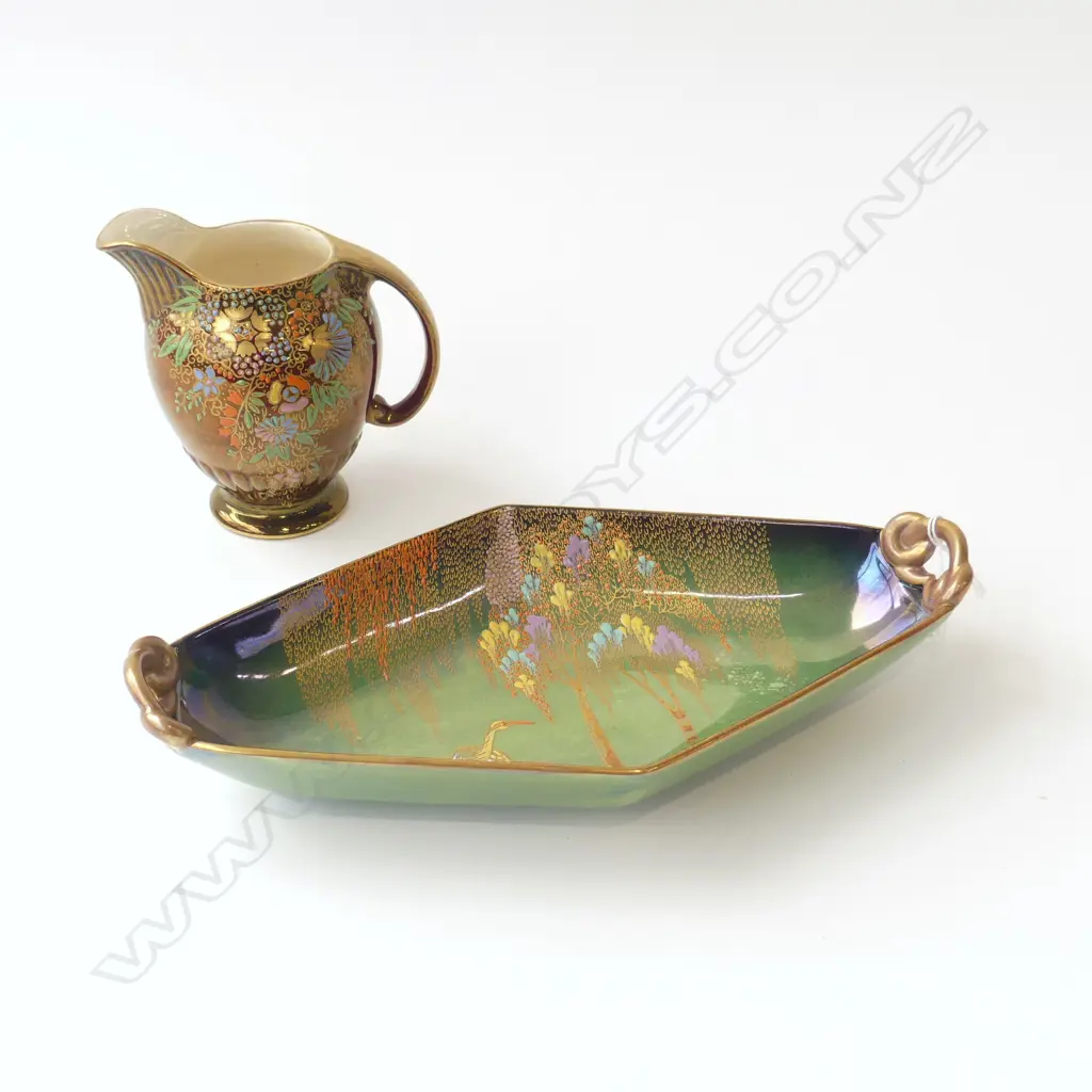 2 PCES LUSTRE CHINA; CARLTON WARE VERT ROYALE DISH W.290mm + CROWN DEVON JUG Image 1++