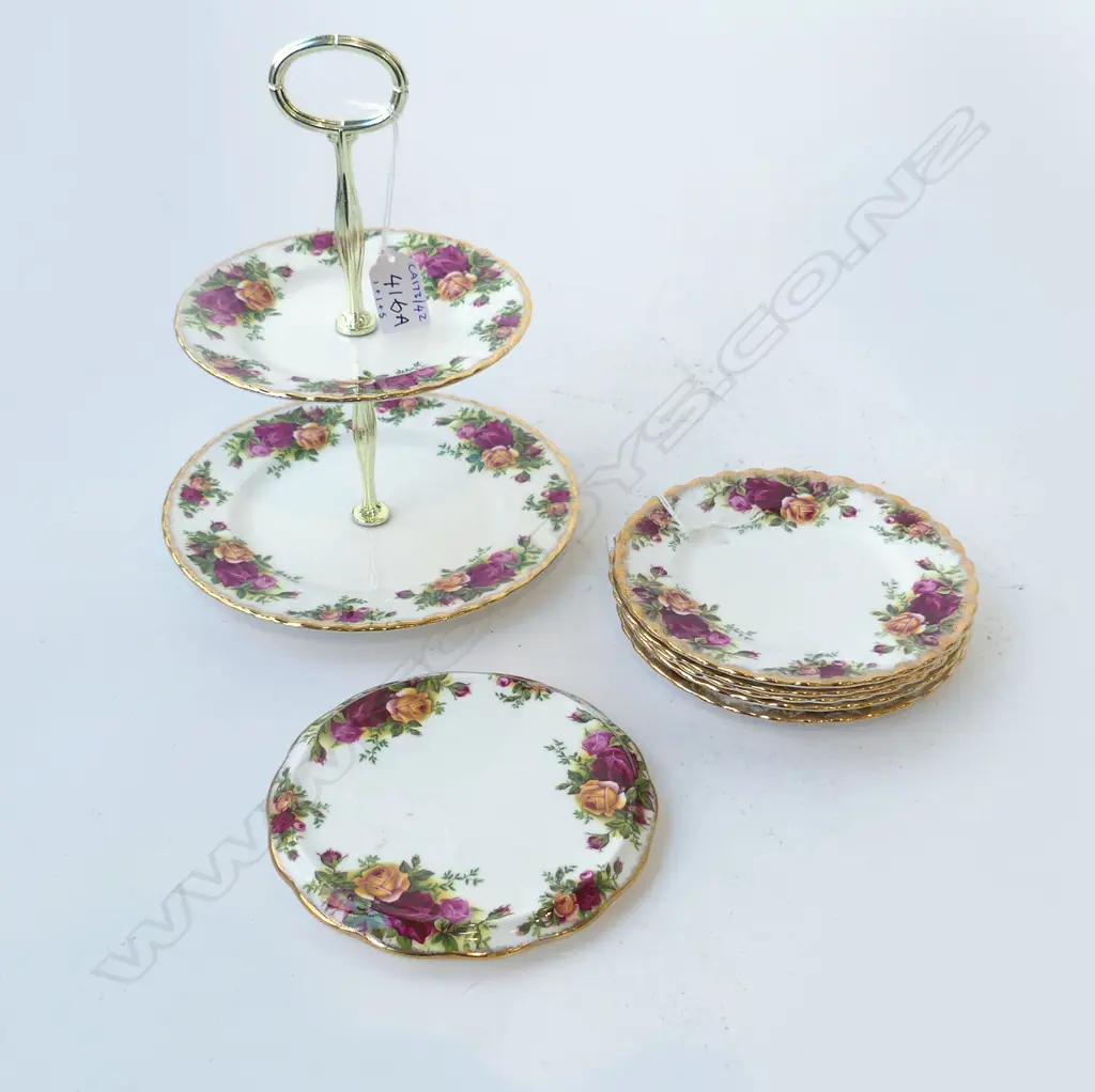 R/A OLD COUNTRY ROSE 2 TIER PLATE TEAPOT STAND & 5 SIDEPLATES Image 1++