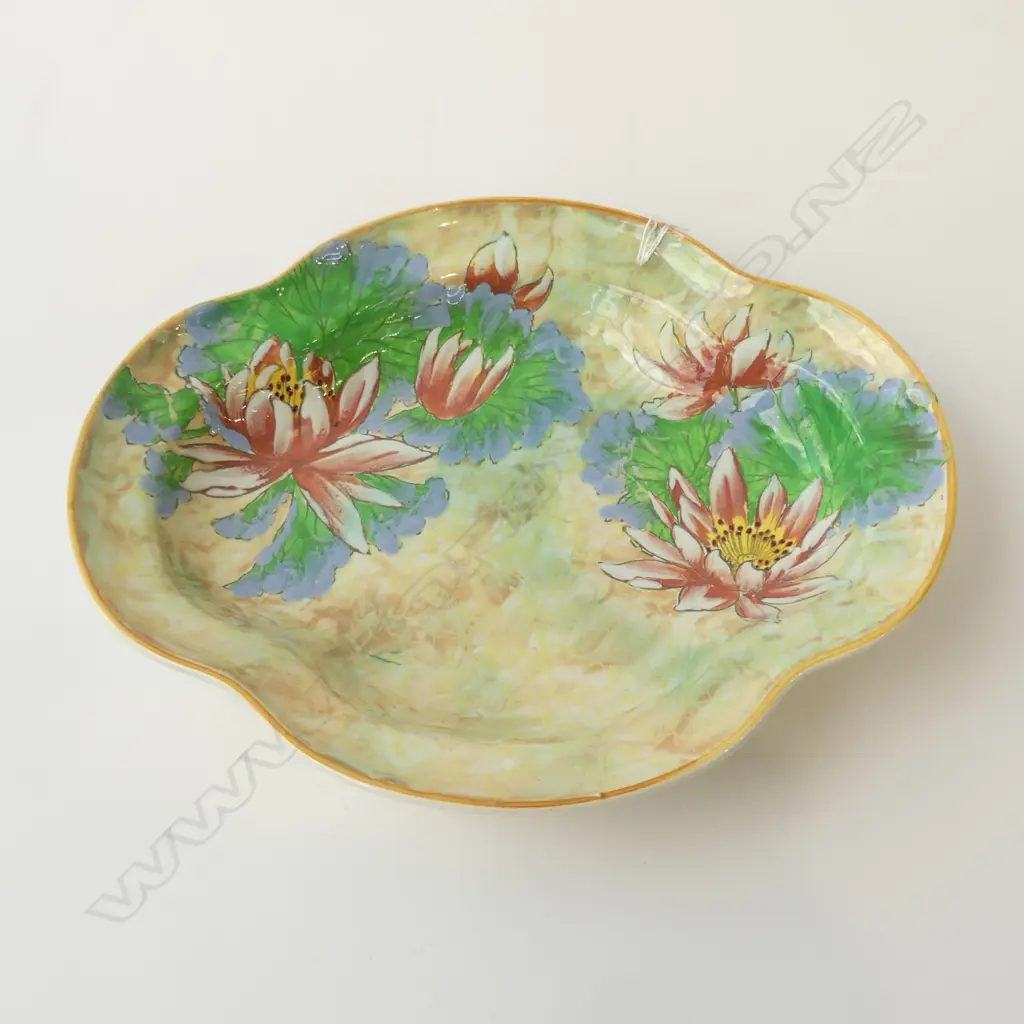 ROYAL DOULTON HAND PAINTED WATER LILY DISH D6134B, L.295MM Image 1++