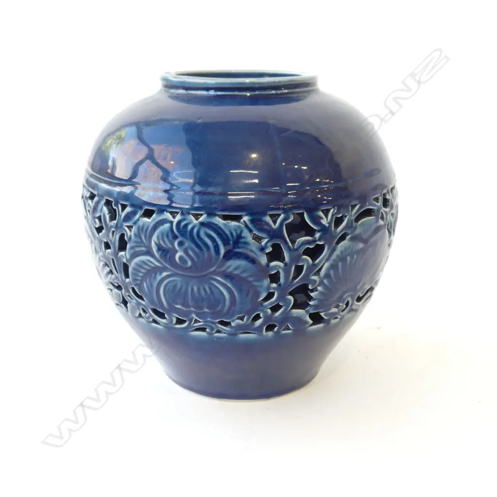 BLUE GLAZED ORIENTAL VASE H.180mm Image 1++