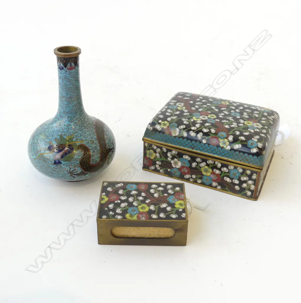 CLOISONNE VASE WITH DRAGON SWOLLEN SHAPE, 70 x 105mm, BOX L.95mm & MATCHBOXHOLDER  Image 1++