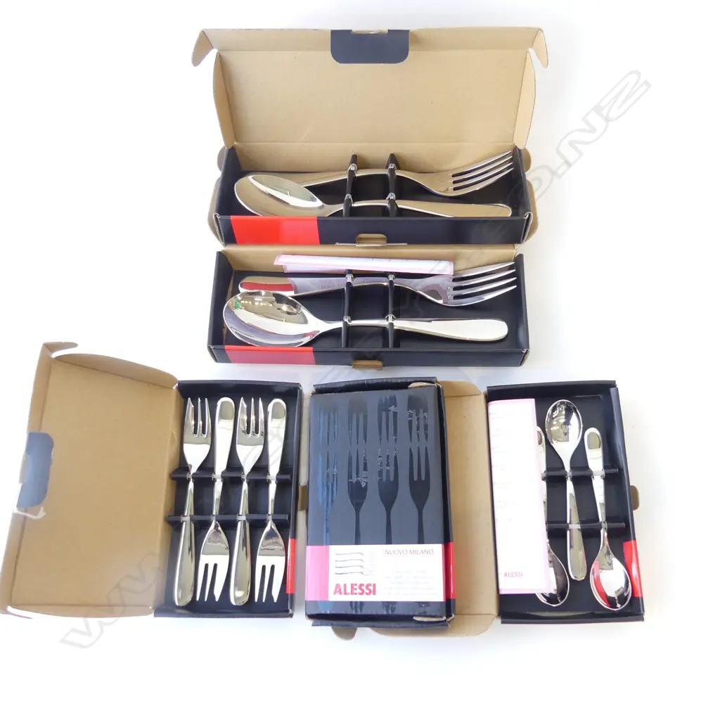 5 BOXES ALESSI 'NUOVO MILANO' CUTLERY Image 1++