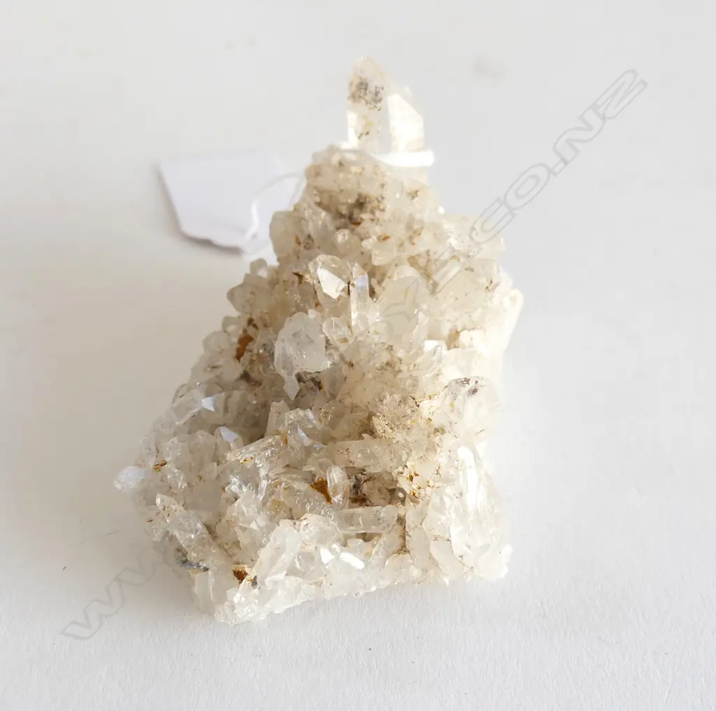 PIECE QUARTZ ROCK 90 x 50mm Image 1++