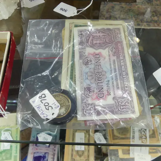 6 VINTAGE WORLD BANK NOTES + LOUIS PASTEUR MEDAL 35mm dia