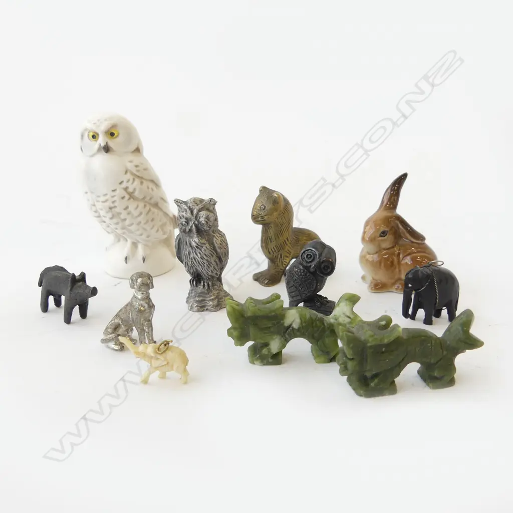 11 ASST. MINIATURE ANIMALS INCL. GOEBEL OWL H.75mm Image 1++