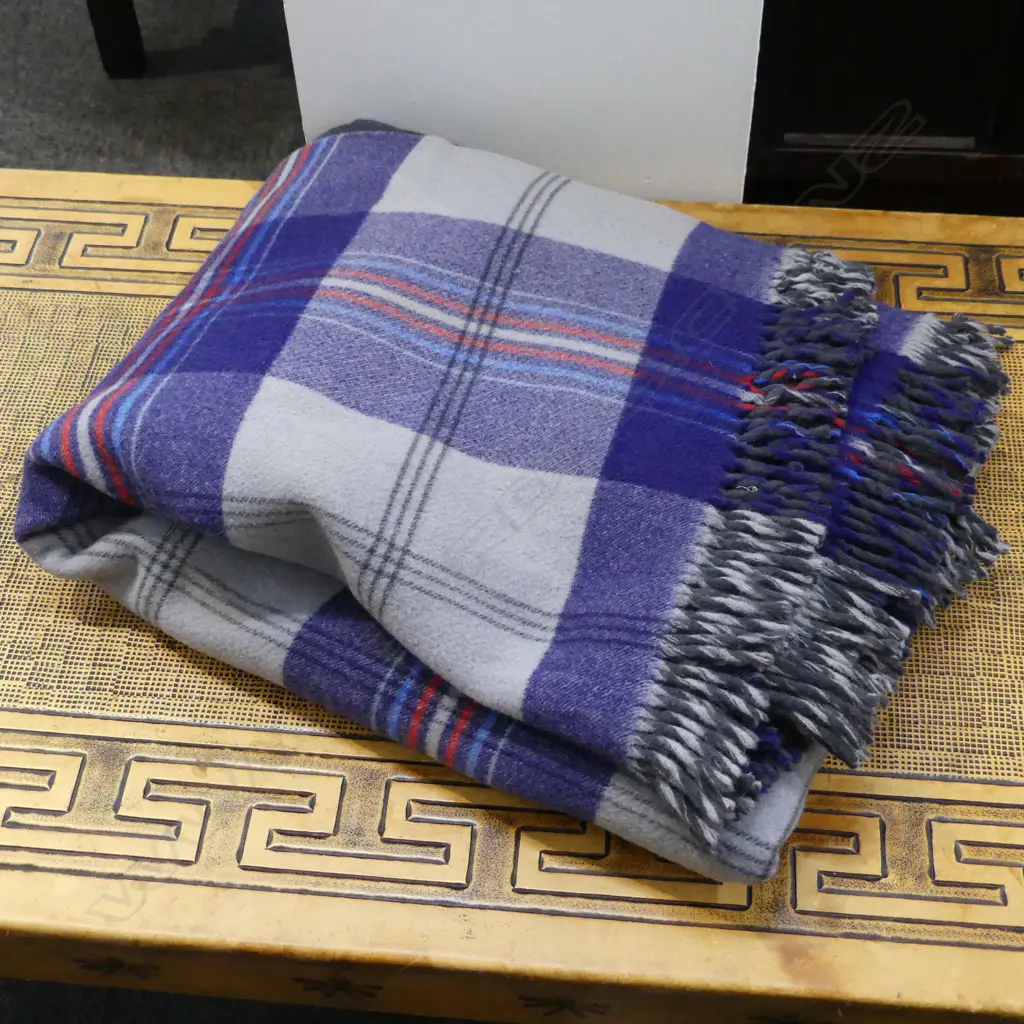 ROSLYN WOOL BLANKET Image 1++