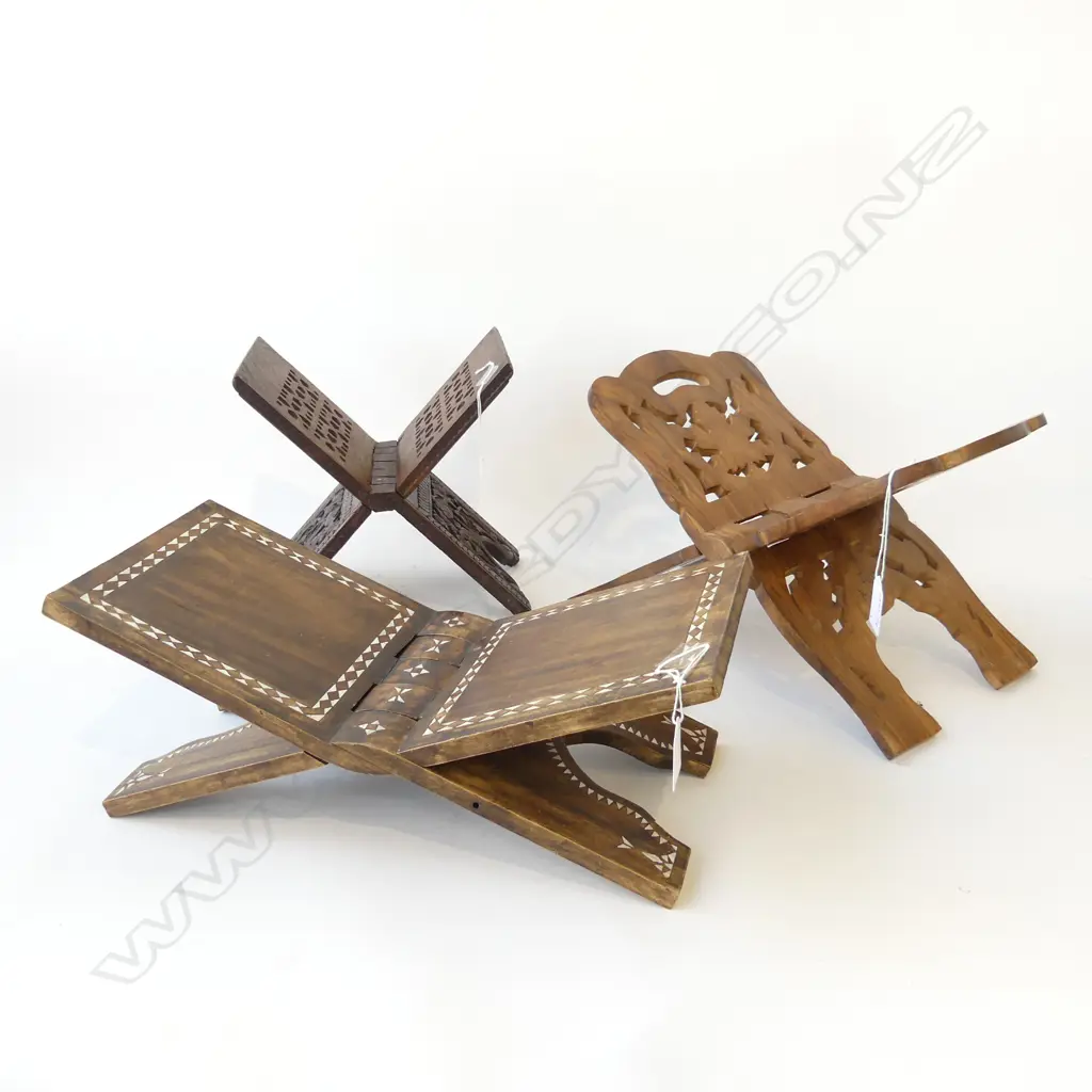 3 CARVED WOOD KORAN STANDS ONE WITH MOP INLAY L390MM Image 1++