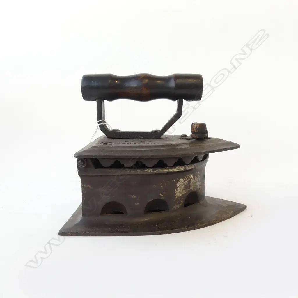TIGER 12 CHARCOAL IRON W.230mm Image 1++