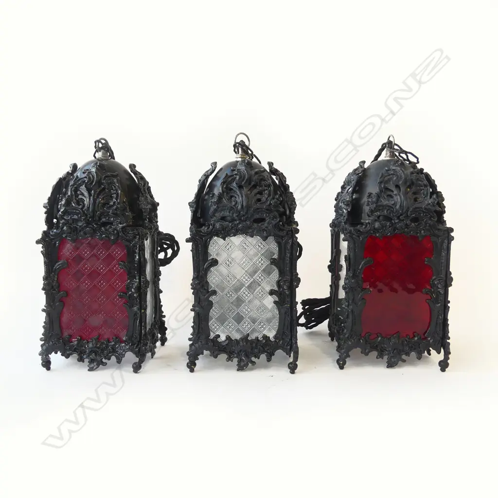 3 HANGING PAINTED BRASS LAMPS [WORKING] H300mm Image 1++