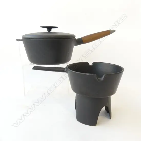 2 VINTAGE CAST IRON POTS, COPCO DENMARK 200mm dia