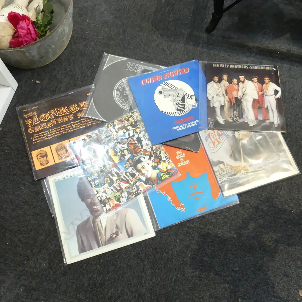 10 ASST. RECORDS Image 1++