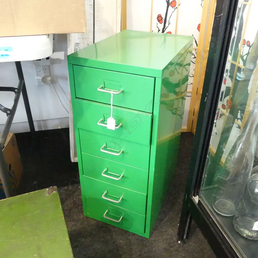  INDUSTRIAL GREEN SIX DRAWER METAL CABINET H660MM +/- Image 1++