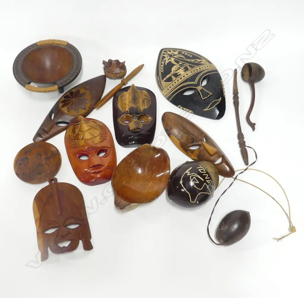 BOX OF PACIFIC ISLAND WOOD SOVS Image 1++