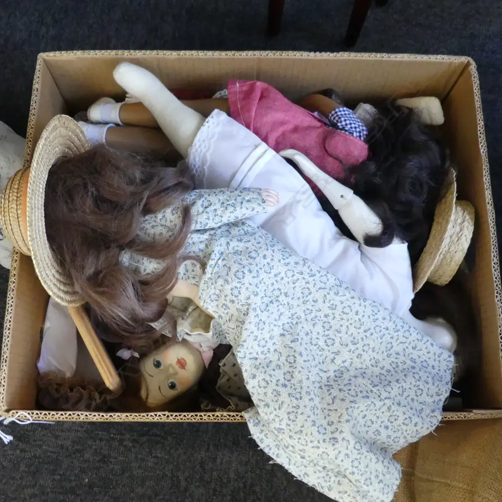 ASST. DOLLS INCL. GOEBEL ETC Image 1++