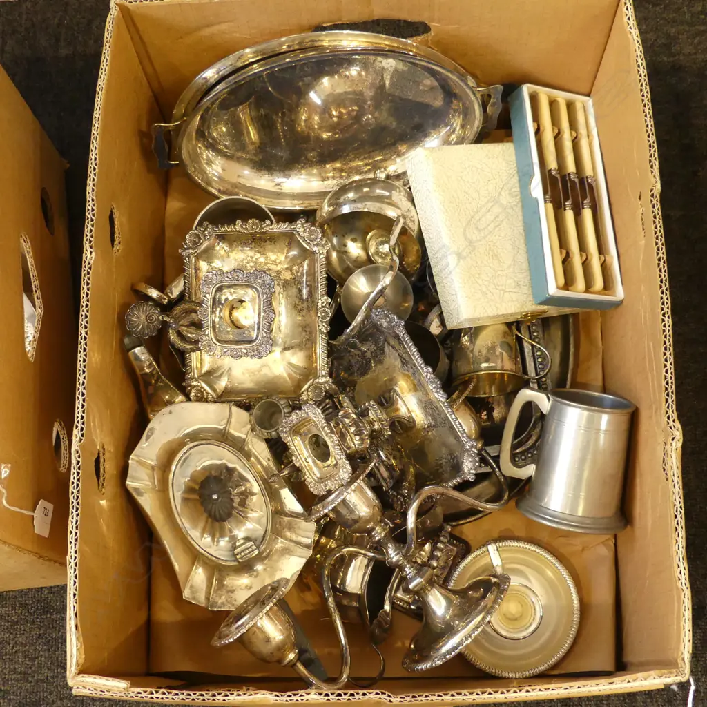 ASST. SILVER PLATE INCL. PR CHAMBERSTICKS Image 1++