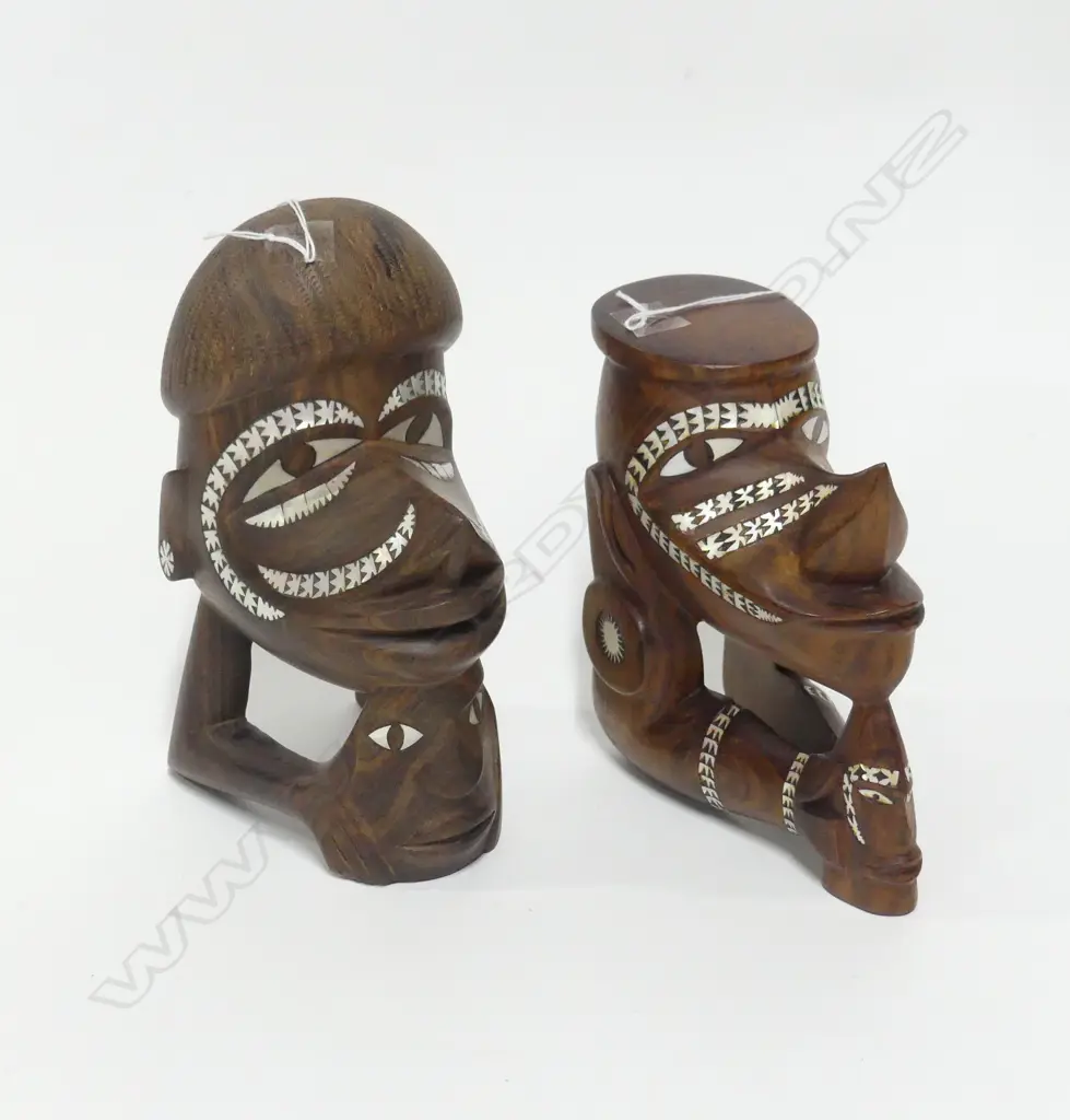 2 SOLOMAN ISLAND MOP INLAID CANOE PROW FIGURES H230MM Image 1++