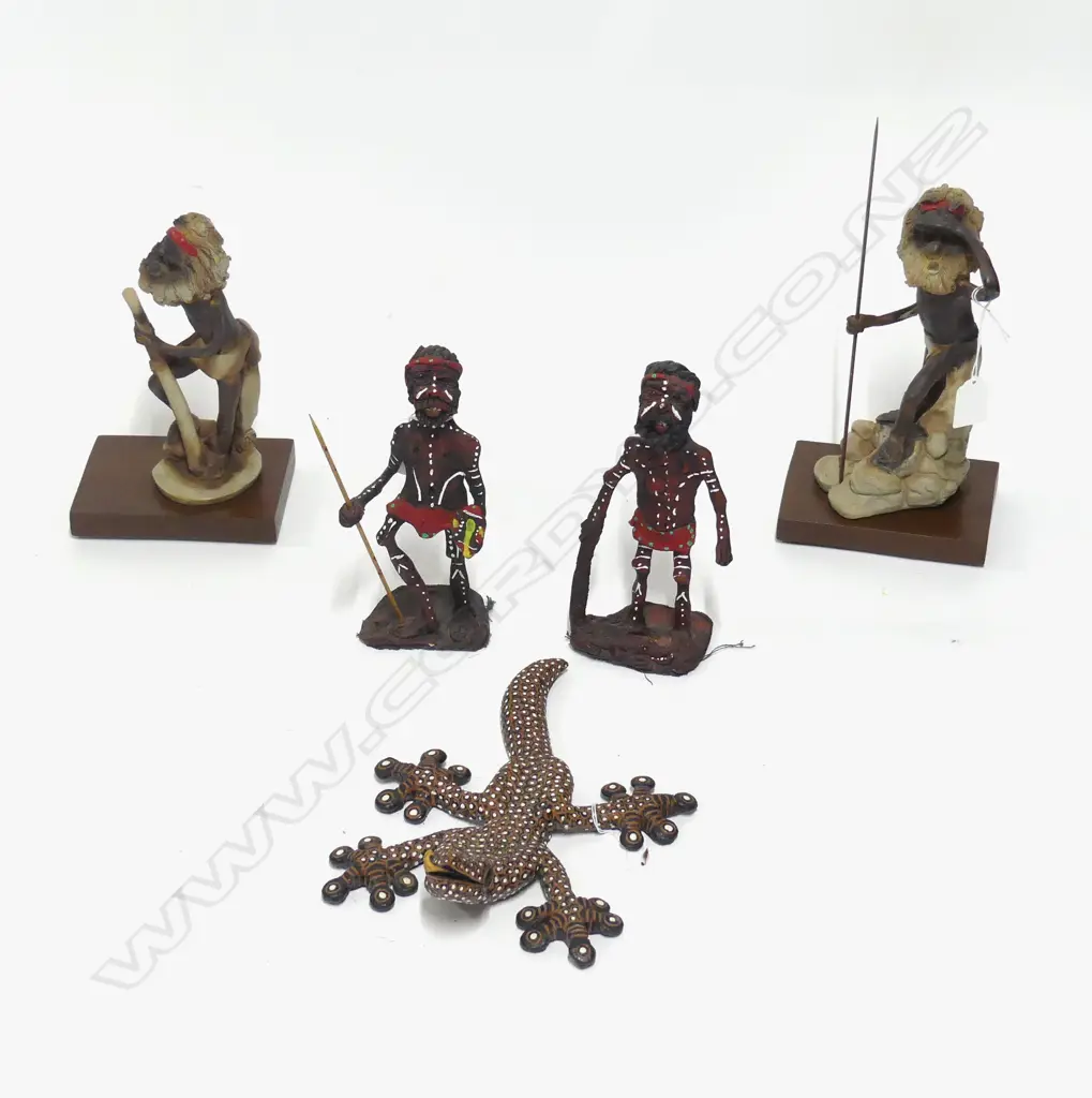 2PRS ABORIGINAL POTTERY FIGURES H240MM & POTTERY LIZARD BY CAROL BROWNLEY Image 1++
