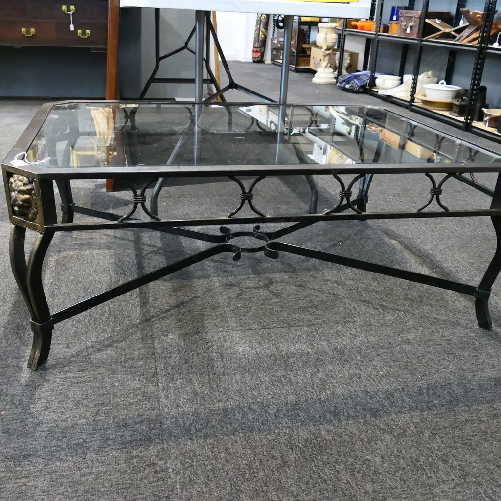 COFFEE TABLE; GLASS TOP, BLACK METAL FRAME 1120x810x425mm Image 1++