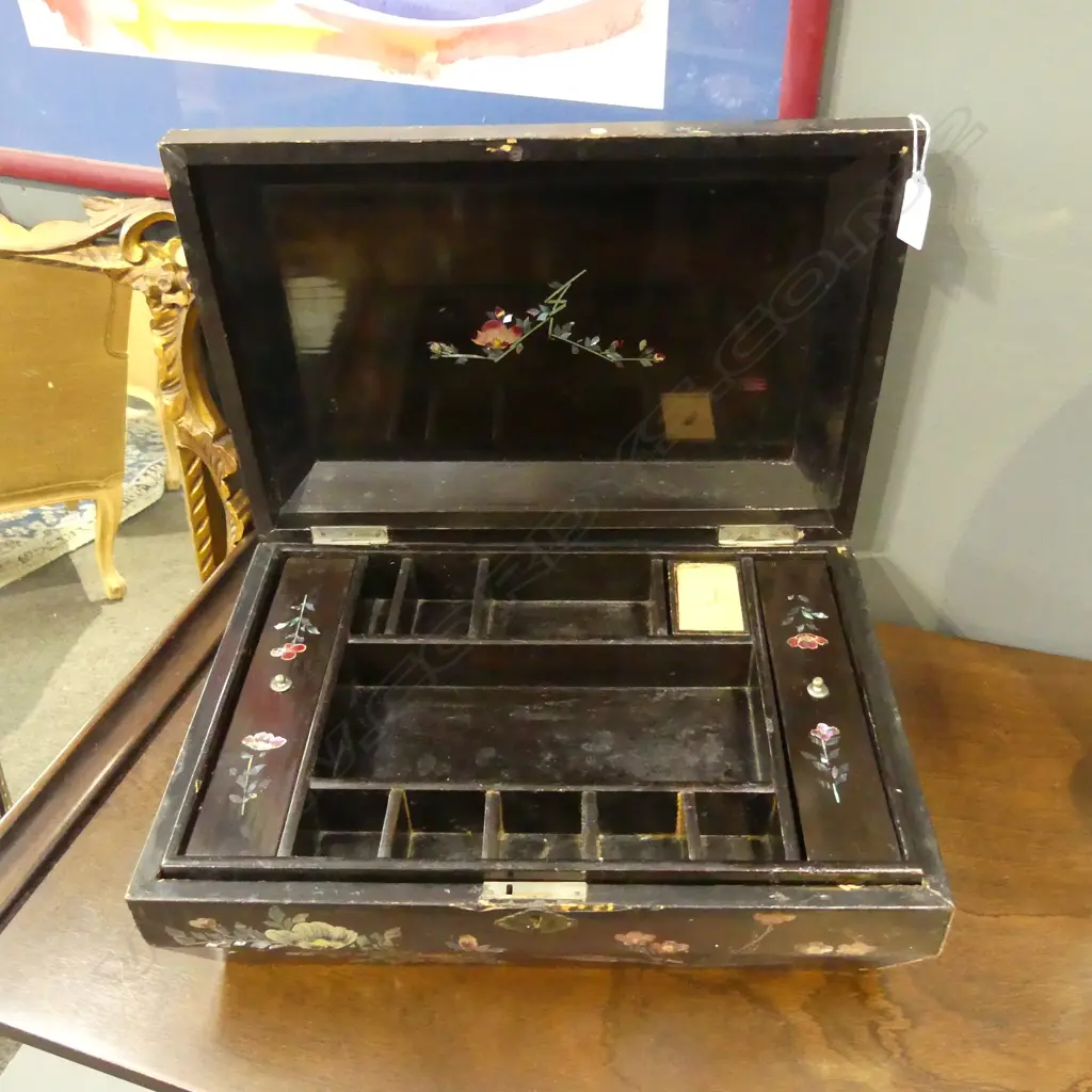 ANTIQUE ORIENTAL BLACK LACQUER SEWING BOX w. MoP INLAY W.390mm Image 1++