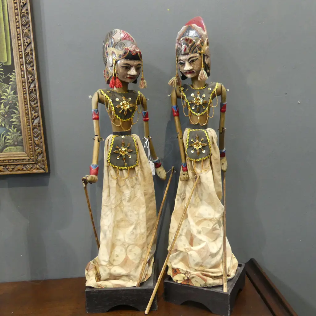 PR OF VINTAGE INDONESIAN SHADOW PUPPETS H650MM Image 1++