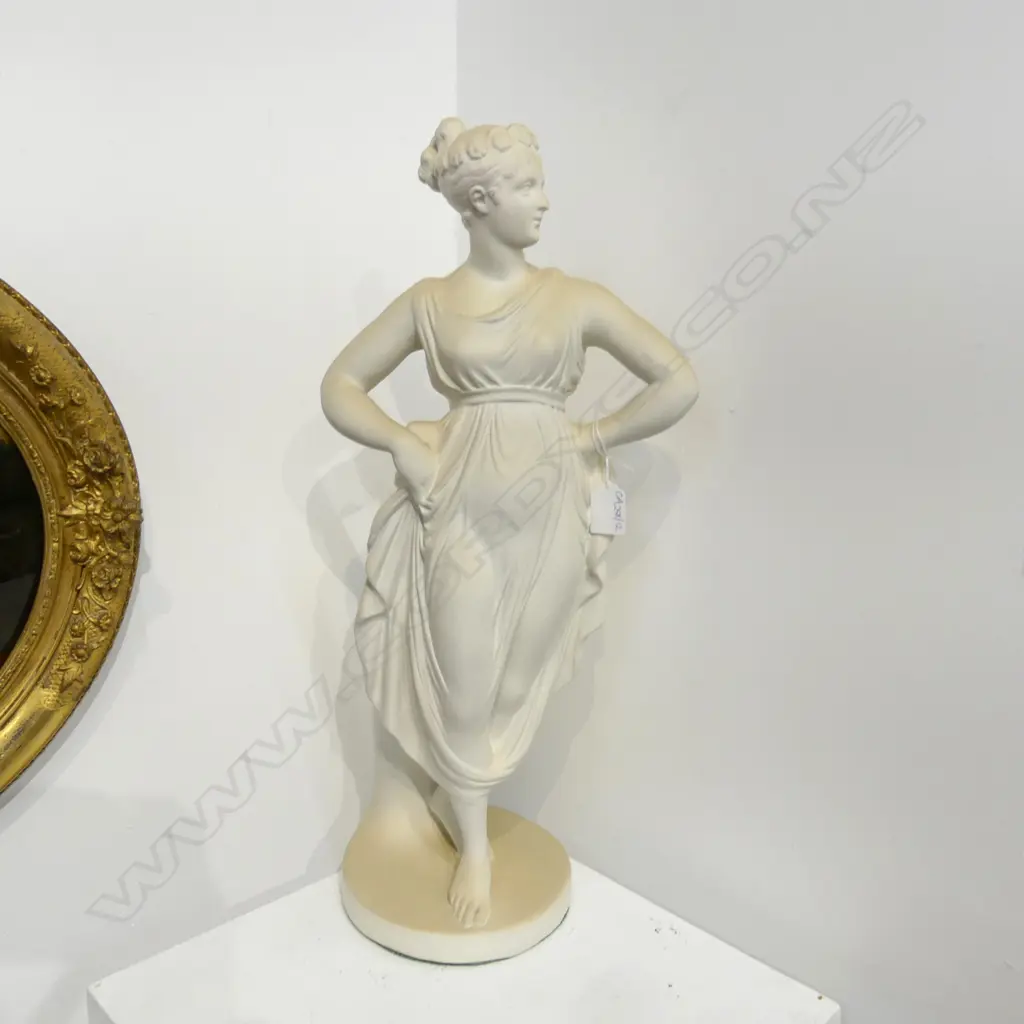 PLASTER FIGURINE, CLASSICAL WOMAN H.550mm Image 1++