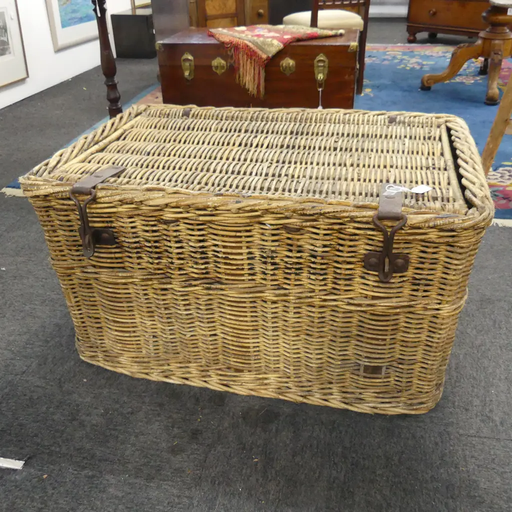 LG WICKER LINEN BASKET H.480 x 910mm Image 1++