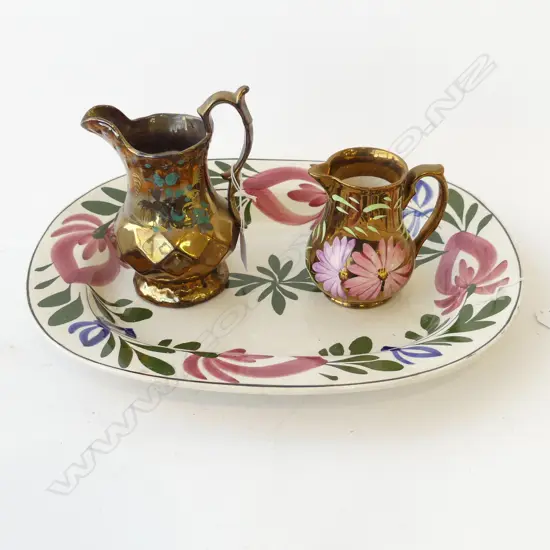 ASHET & 2 LUSTER JUGS 7 TEAPOT