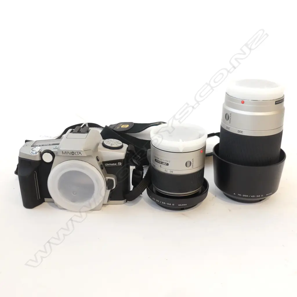 MINOLTA DYNAX 5 CAMERA + LENSES Image 1++