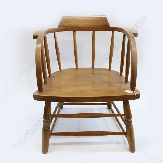 DOUGLAS CHAIR