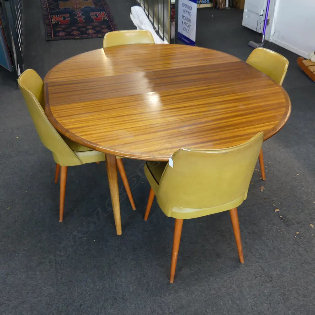 4 RETRO CHAIRS + EXTENDABLE DINING TABLE 1240mm dia Image 1++