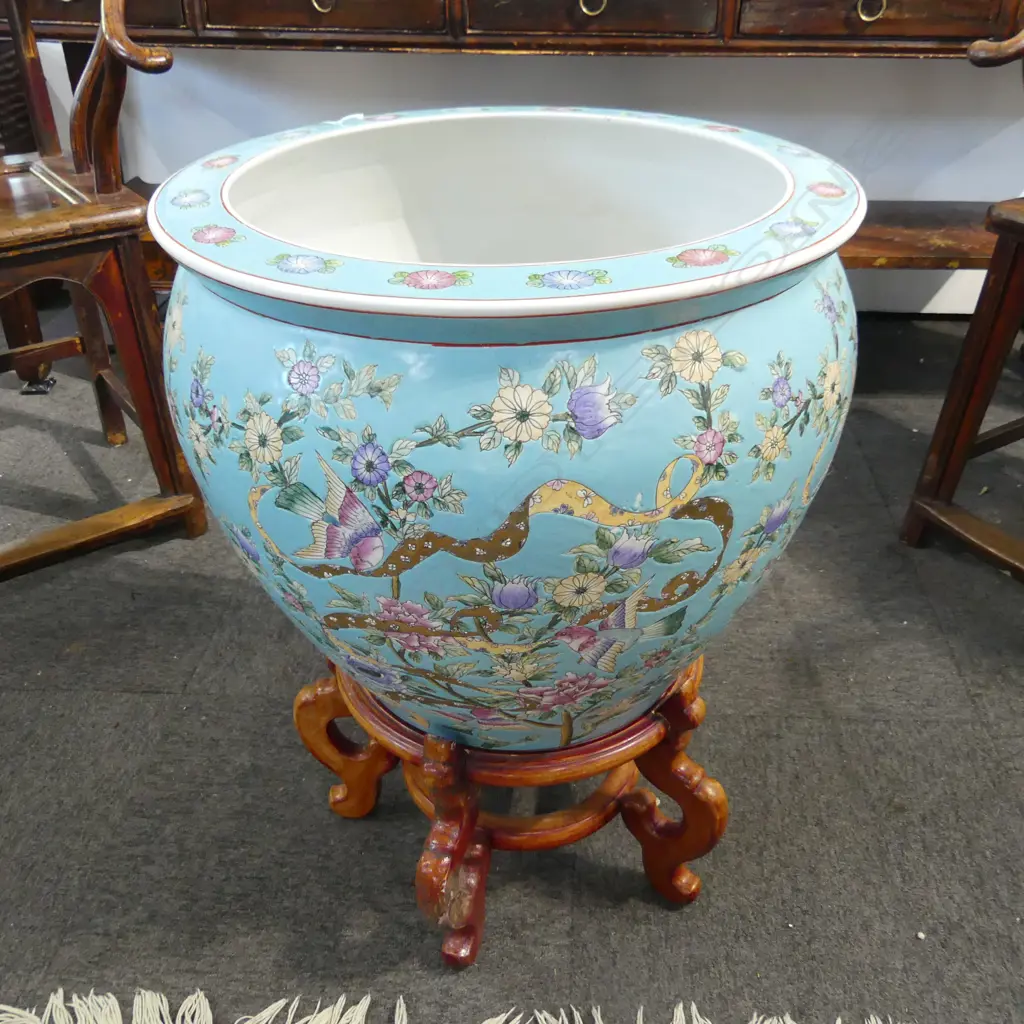 LG CHINESE GARDEN POT ON STAND H.700mm, 540mm dia Image 1++