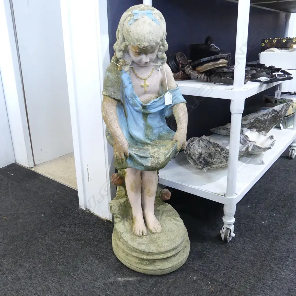 CONCRETE GARDEN GIRL H.800mm Image 1++