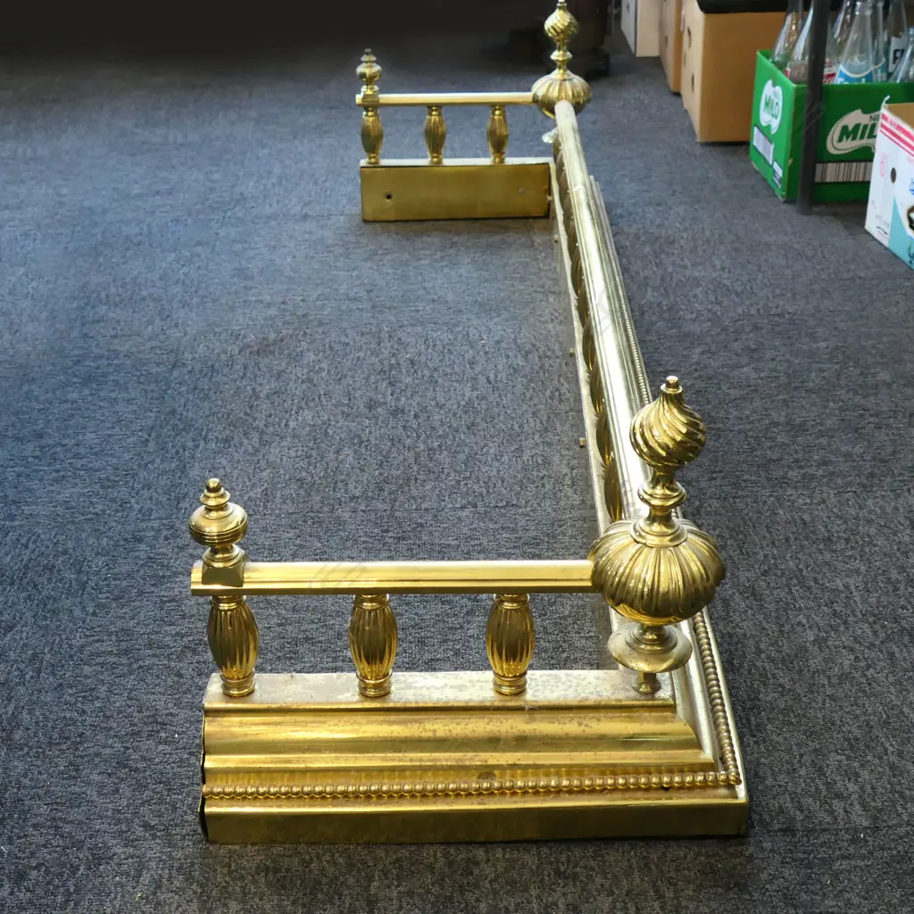 LARGE BRASS & IRON VICT FIRE SURROUND L1550 H350 Image 1++
