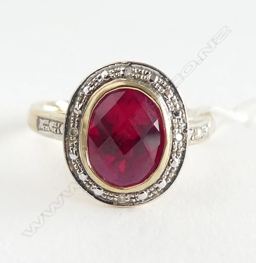 9CT SYNTHETIC RUBY & 4 TINY DIAMOND RING 3.7gms SIZE M Image 1++