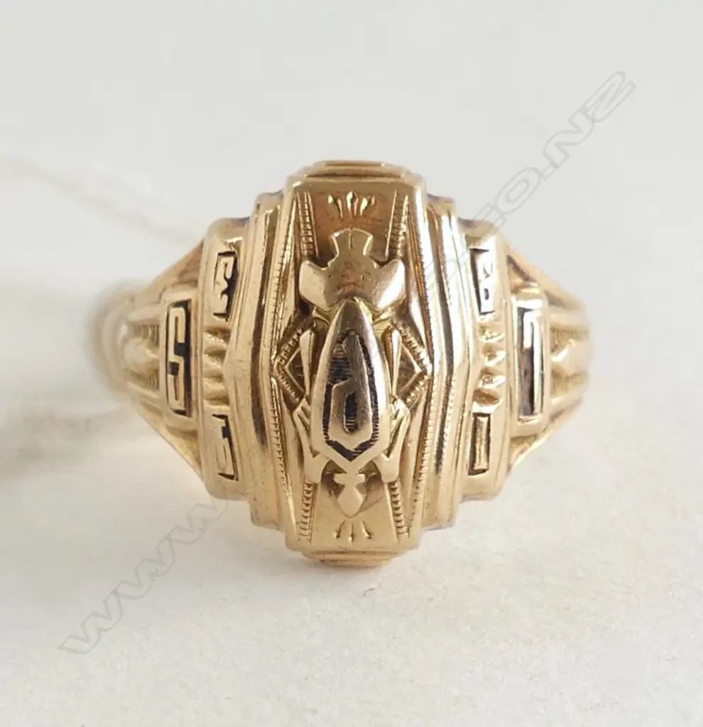 VINTAGE 10CT YELLOW GOLD HIGH SCHOOL RING 4.2gms SIZE O Image 1++