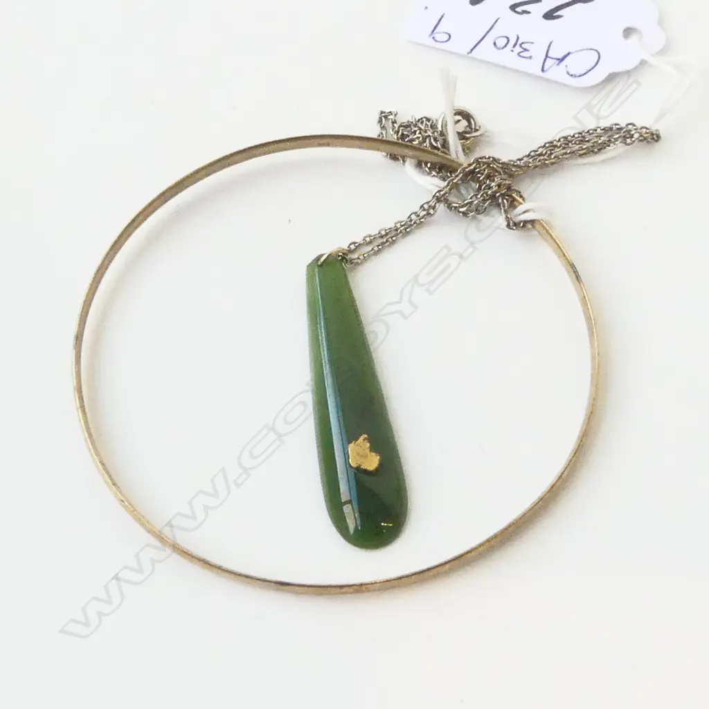 9CT BANGLE 6.0gms + GREENSTONE PENDANT w. GOLD NUGGET Image 1++
