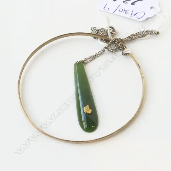9CT BANGLE 6.0gms + GREENSTONE PENDANT w. GOLD NUGGET
