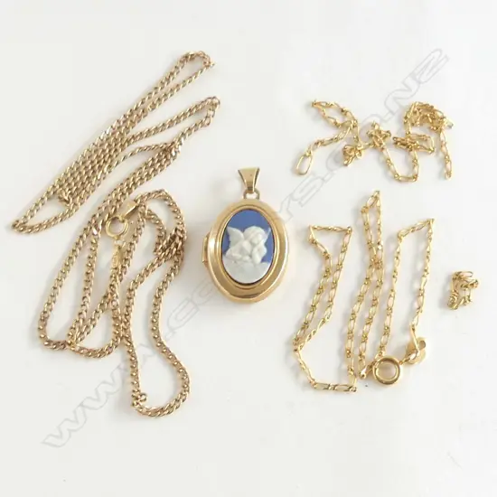 TWO 9CT GOLD CHAINS (ONE A/F) AND CAMEO - TOTAL 5.55GMS