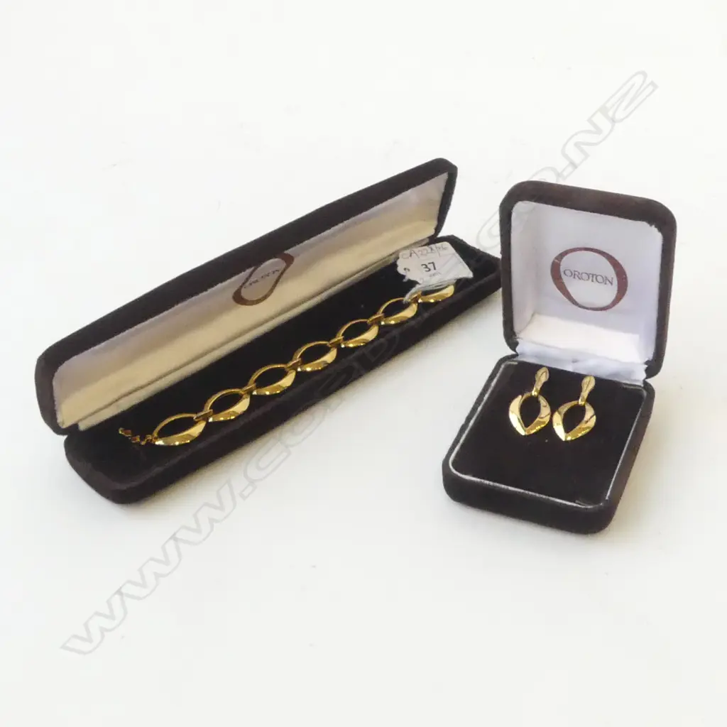OROTON GP BRACELET & EARRINGS SET, EACH BOXED Image 1++