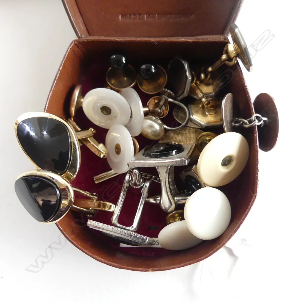 ASST. CUFFLINKS & STUDS Image 1++