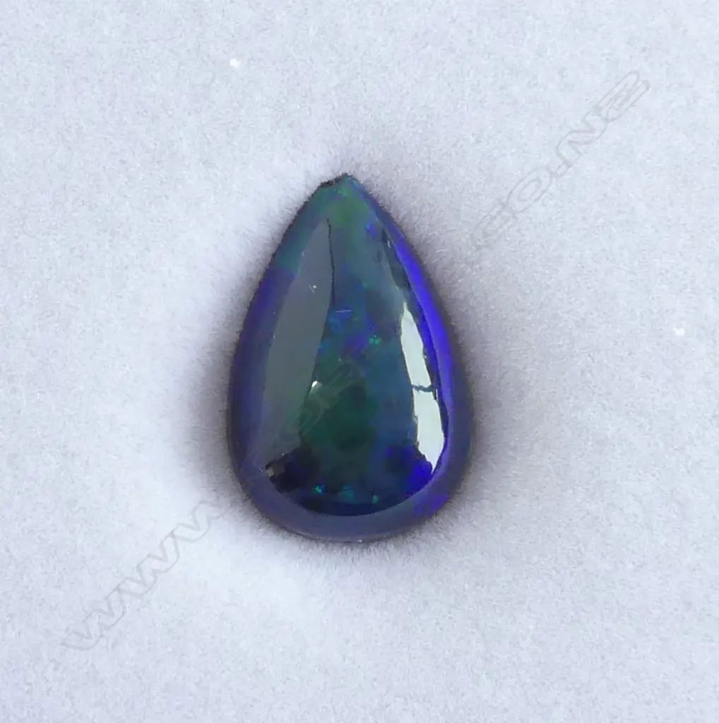 BLACK OPAL PEAR CABOCHON 6.67ct, AIG REPORT (faults) Image 1++