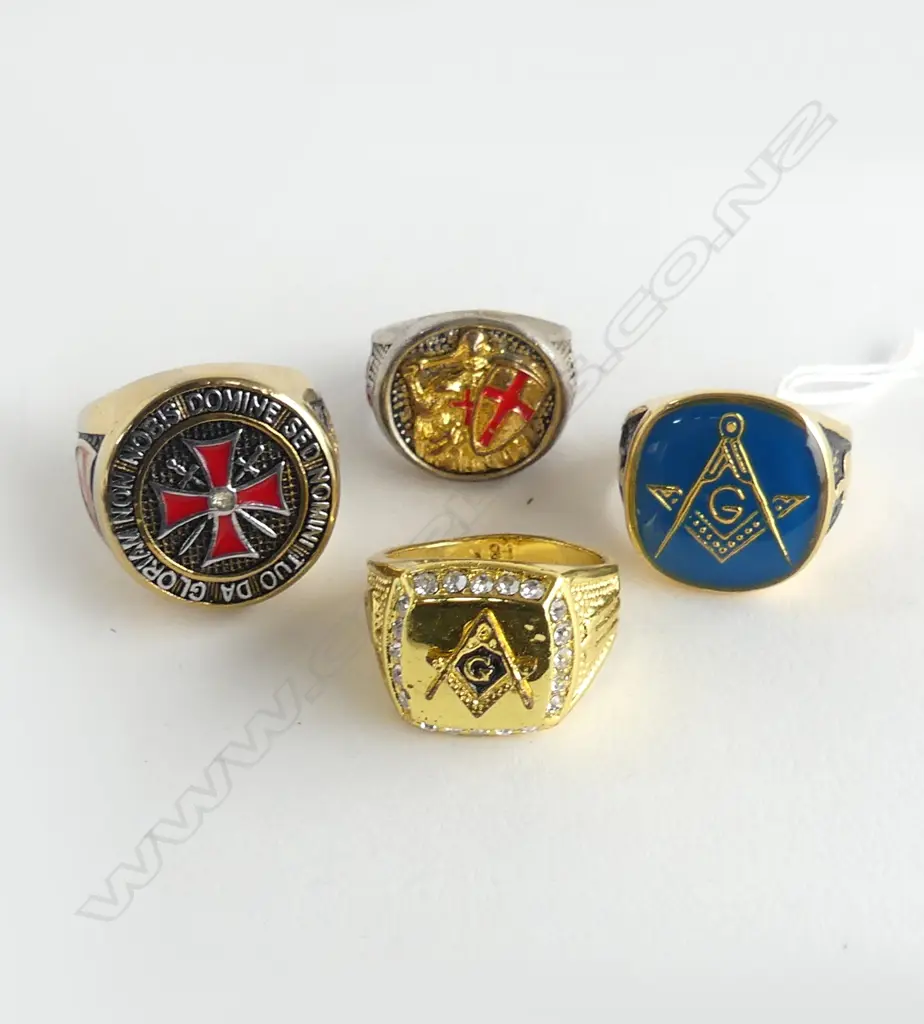 4 ASST. MASONIC COSTUME RINGS Image 1++