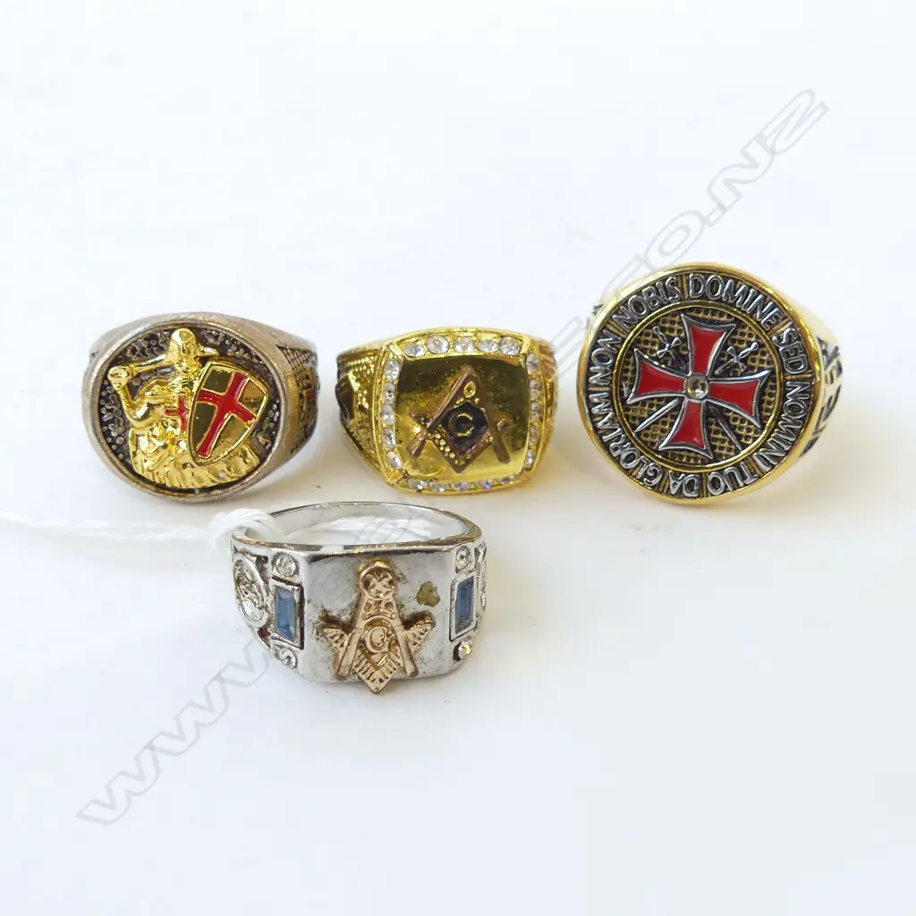 4 ASST. MASONIC COSTUME RINGS Image 1++