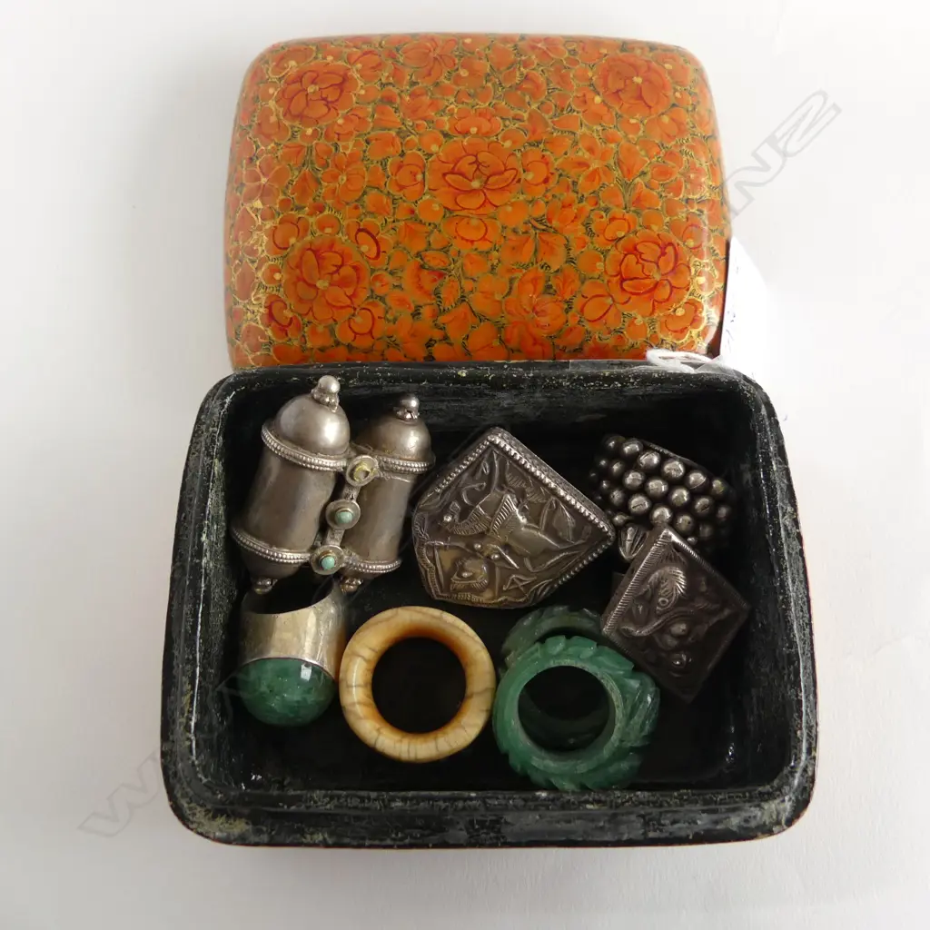 COLLECTION 8 VINTAGE ETHNIC SILVER, IVORY & JADE RINGS Image 1++