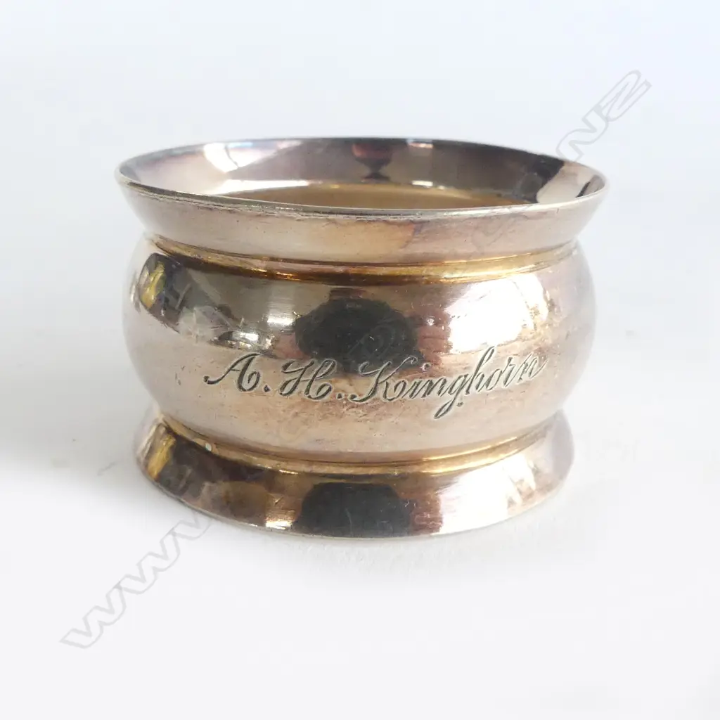 3 SILVER NAPKIN RINGS & SILVER EGG CUP. 146gms. 1 napkin ring of heavy cast quality Image 1++