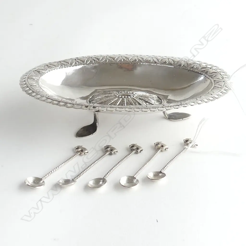 INDIAN SILVER CARD DISH + 5 ELEPHANT SPOONS L 180 MM  106 G Image 1++