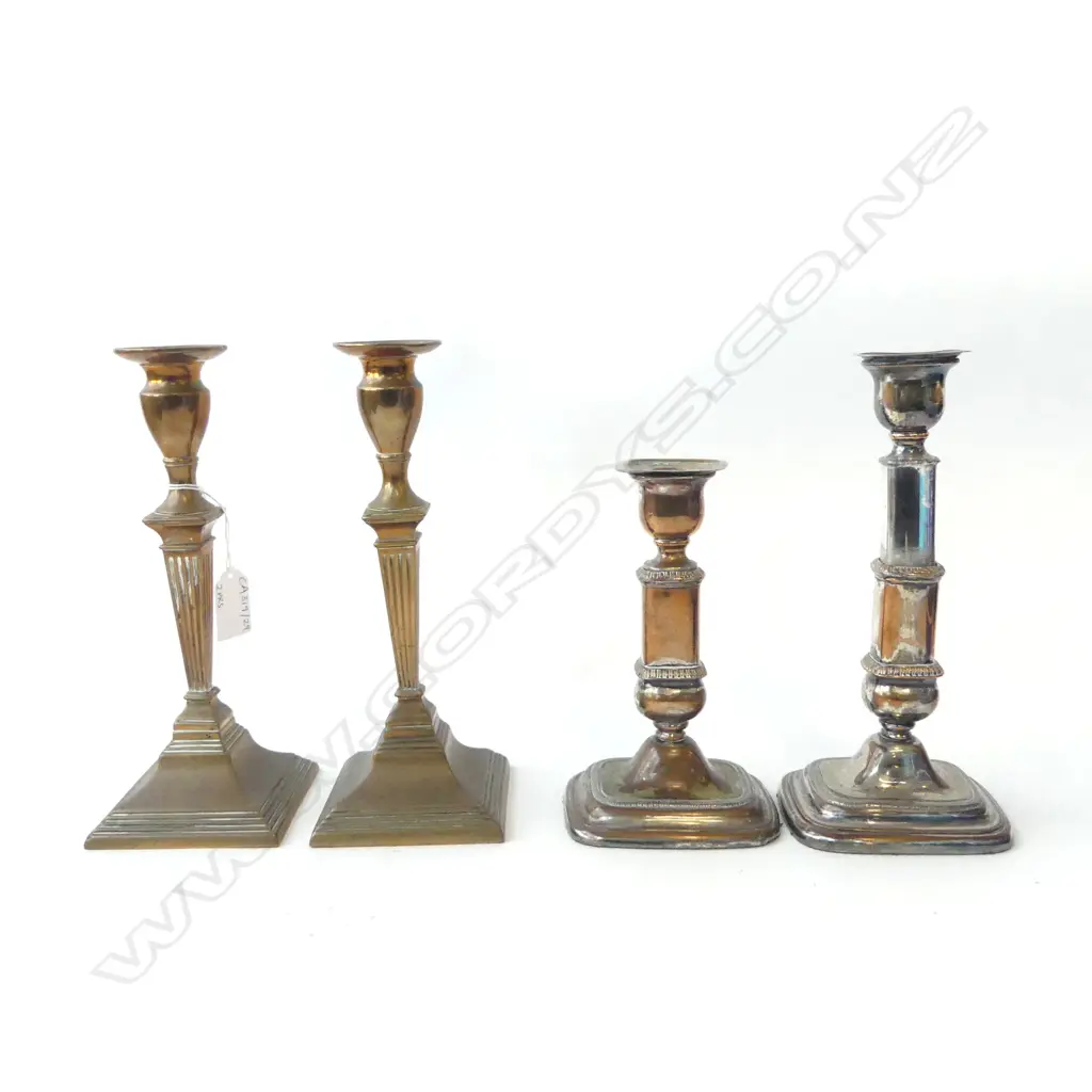 2 PRS CANDLESTICKS; TELESCOPIC OSP H.220/175mm, BRASS H.235mm Image 1++