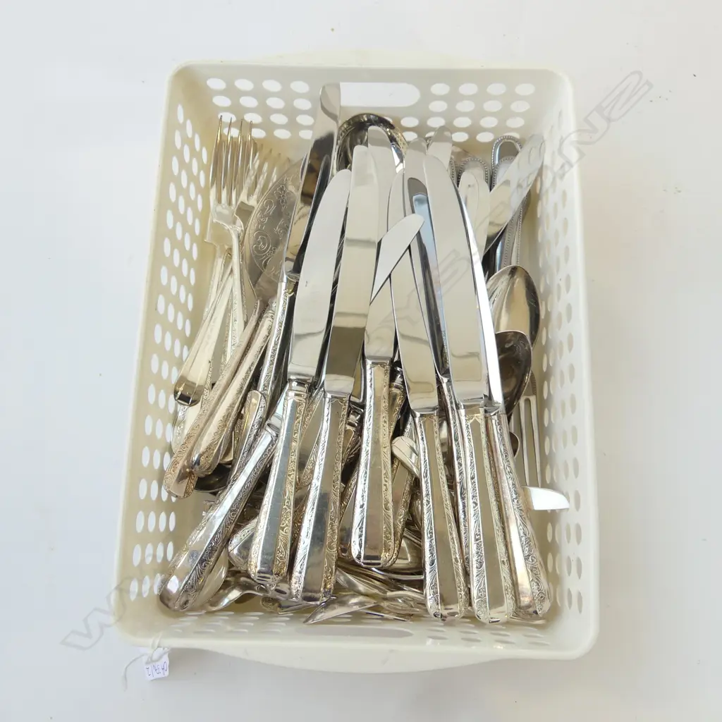 ASST. CUTLERY Image 1++